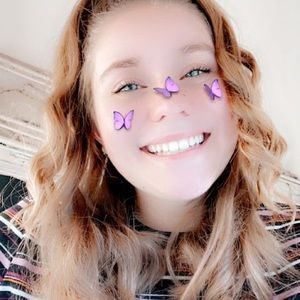 Meet your Posher, Lexi